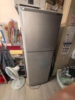 （分類：）位於 。 由 samspson 提交（商品編號 1388085458，圖片 1）。簡介： 。