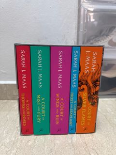 A Court of Thorns and Roses (ACOTAR) Sarah J Maas Hobbies Toys
