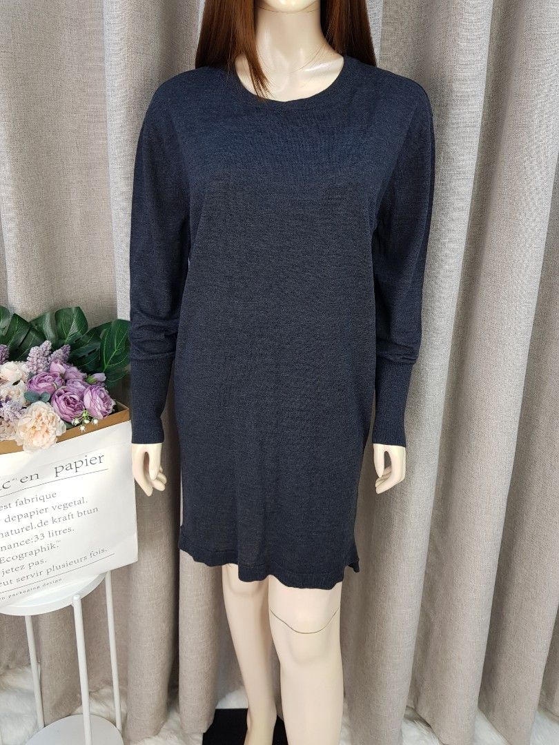 Acne Studios Merino Wool Sweater Dress (Category: Dresses) located in Quezon City. Submitted by klosetvault3 (Listing ID 1388107069, Image 3). Description: ✓Please read before making an offer condition: excellent size: medium measurement(inches): 33" length, 46" bust, 44" waist mop: bpi & gcash courier: j&t payment first location: quezon city.