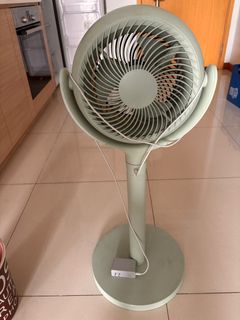 (Category: ) located in . Submitted by andy-tang (Listing ID 1387951433, Image 1). Description: .