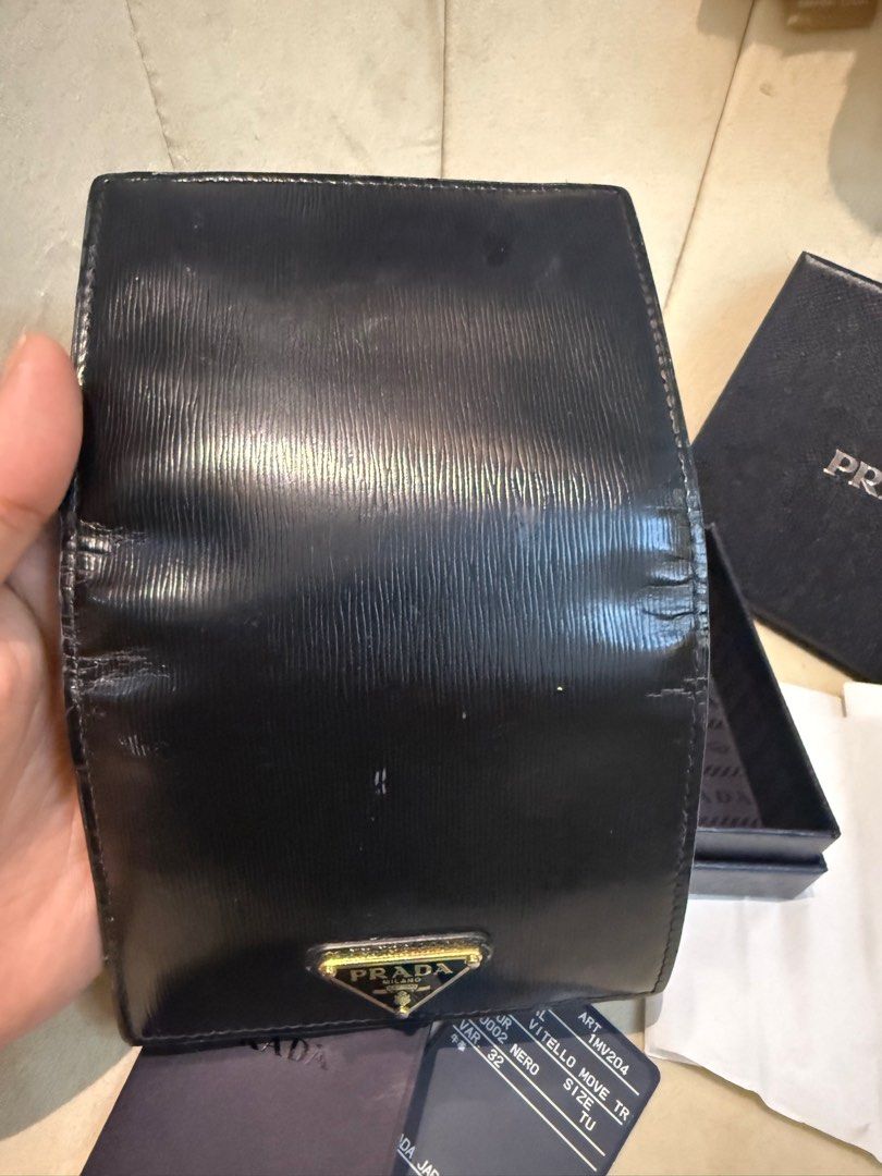 Authentic Prada wallet (Category: Luxury Bags & Wallets) located in Caloocan City. Submitted by maryjoe. (Listing ID 1388016820, Image 3). Description: Used prada wallet My flaws but still okay pa gamitin Bought for 30,000 RFS: currently using hermes DUO calvi.