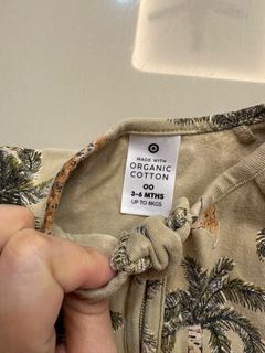 (Category: ) located in . Submitted by hyerapreloved (Listing ID 1388091283, Image 1). Description: .