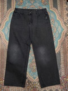 (Category: ) located in . Submitted by psjpreloved_ (Listing ID 1387992375, Image 1). Description: .