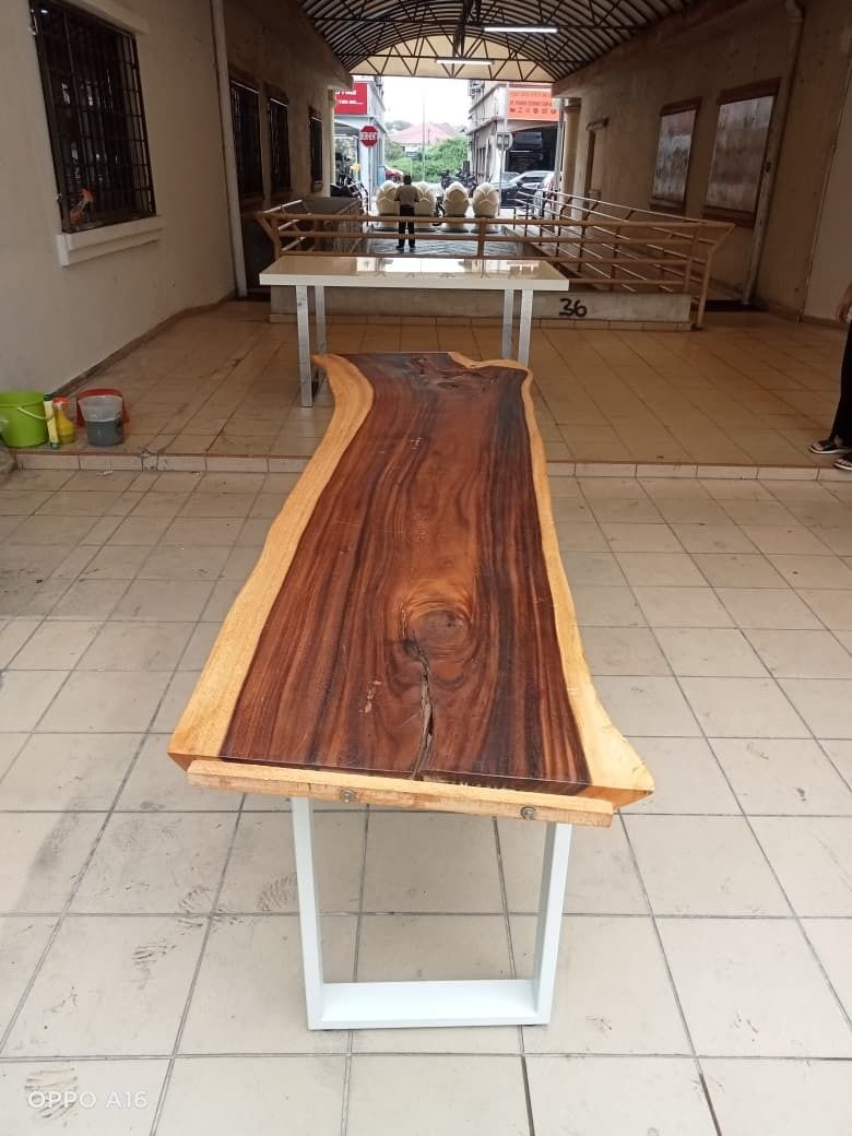 Bar Table Code:BT-29 (Category: Tables & Sets) located in Petaling Jaya. Submitted by micron1786 (Listing ID 1388019855, Image 2). Description: [**Price above DOES NOT INCLUDE of delivery & Installation**] L 2370mm W 700mm H 780mm Code :BT-29 Available :1 Condition : Goods We are specialist in BUY or SELL New/Used Home Furniture or Office Equipment [ Micron Furniture Trading sdn bhd ] 20 , Jalan PJS 3/46 , Sri Manja Square , Taman Sri Manja , 460