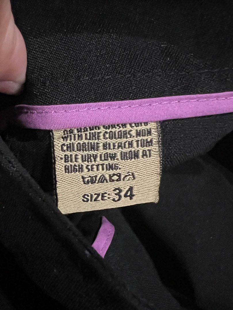 Bench black pants (Category: Other Bottoms) located in Marikina City. Submitted by kam.declutter (Listing ID 1388095982, Image 3). Description: Hi guys! I’m currently decluttering and I’m selling my pre-loved and never worn clothes. Need na mag bawas super dami na 🥵 📎 color may vary due to lighting 📎 two days reservation only 📎 used but not abused 📎 please manage your expectation 📎 no cancellations of orders 📎 no return /exchange /refund �