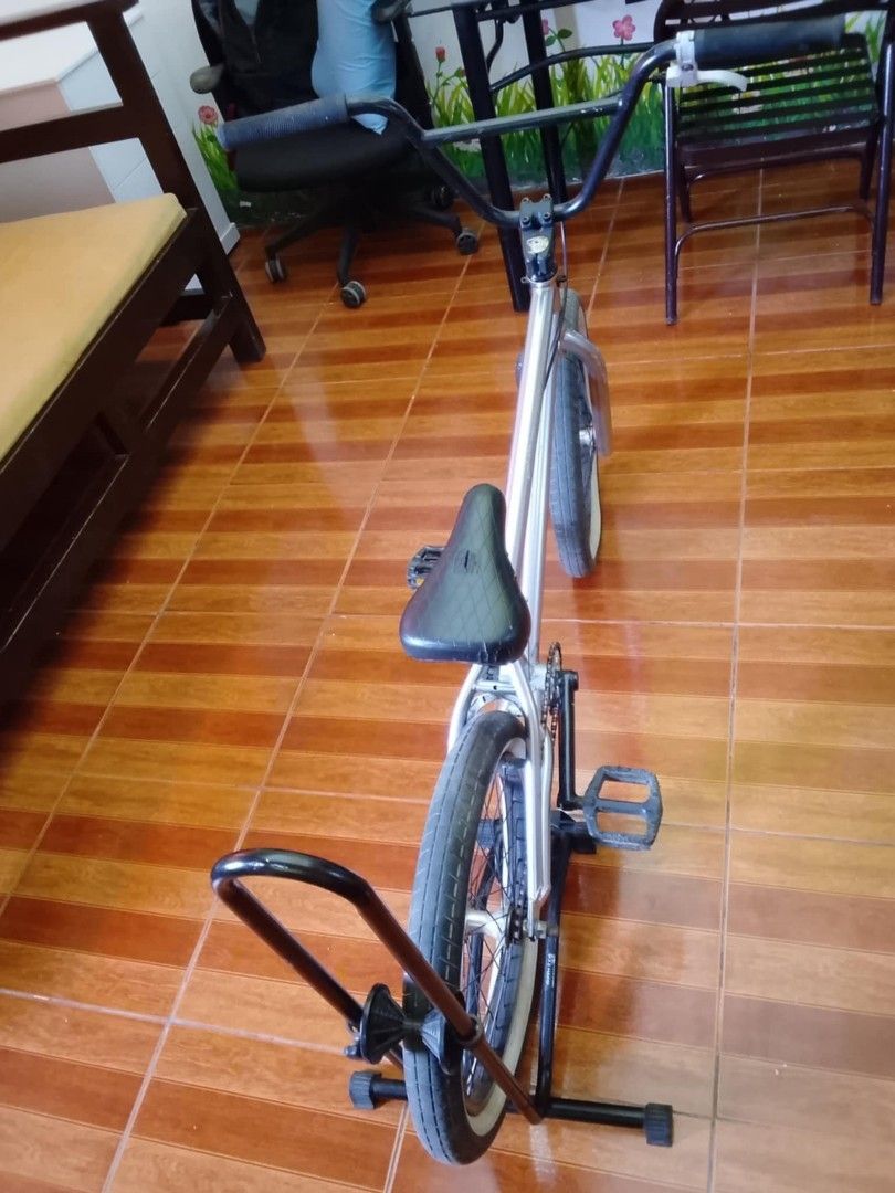 BMX (Category: Bicycles) located in Angeles City. Submitted by brylesam (Listing ID 1352237141, Image 3). Description: Hindi na po nagagamit mas gusto ng anak ko ung M.Bike, kaysa ma-stock, benta nlang, pang-laro na po ito..