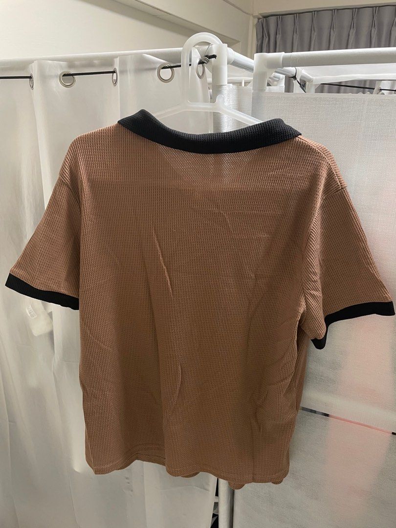 Brown polo tee (Category: Shirts) located in Singapore. Submitted by blurgarage (Listing ID 1388089607, Image 2). Description: Wore once only .