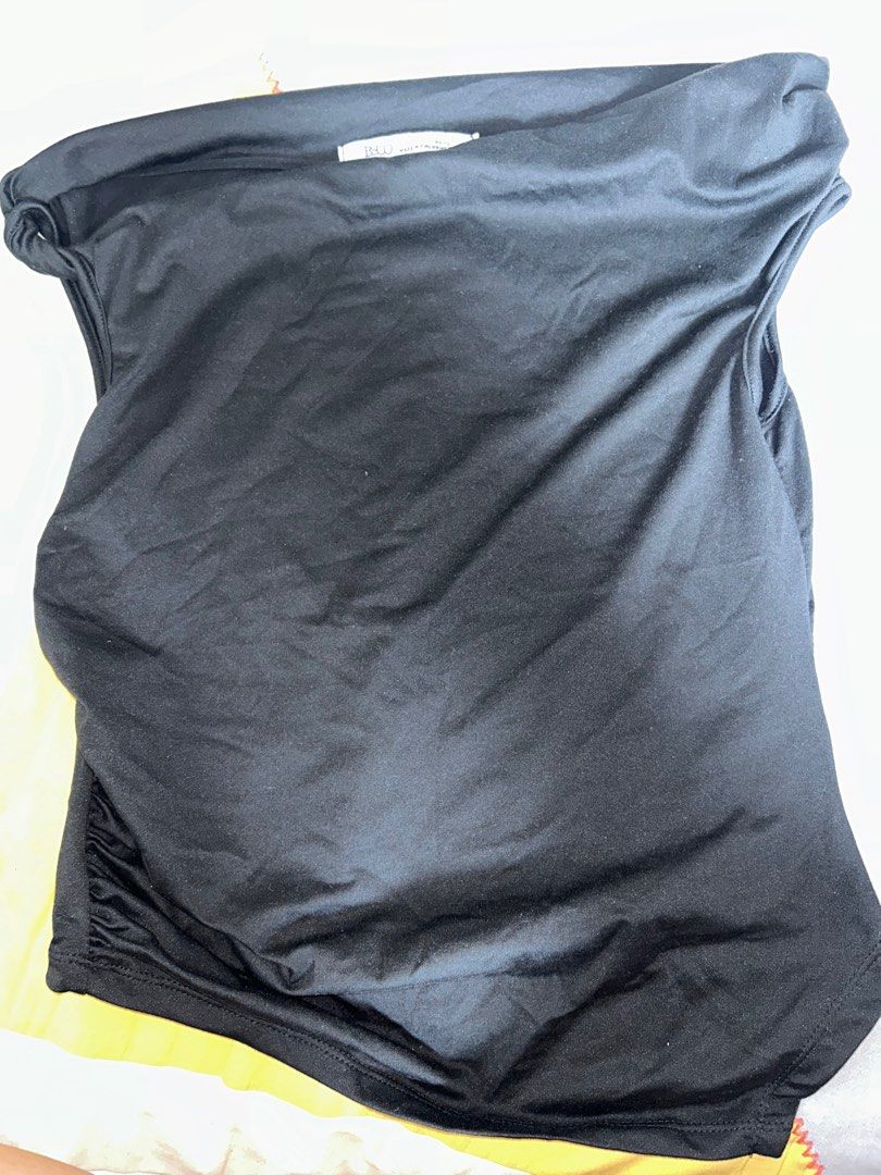 BSCO Heidi Top (Category: Blouses) located in Manila. Submitted by coffeeislyf (Listing ID 1388082751, Image 2). Description: .