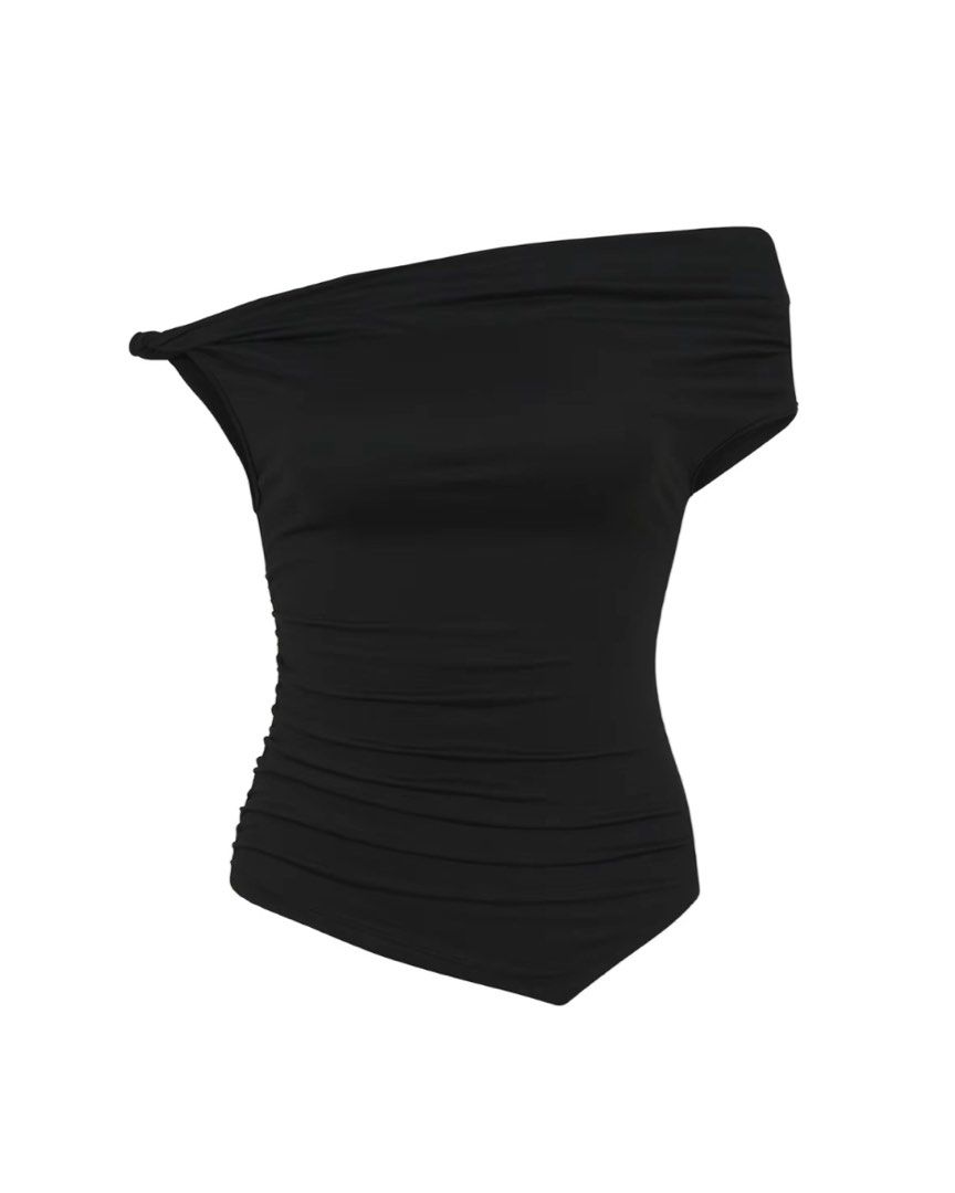 BSCO Heidi Top (Category: Blouses) located in Manila. Submitted by coffeeislyf (Listing ID 1388082751, Image 1). Description: .