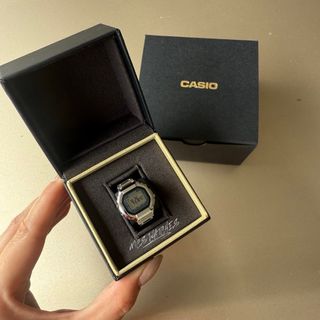 (Category: ) located in . Submitted by gshock_babyg_sg (Listing ID 1386173039, Image 1). Description: .