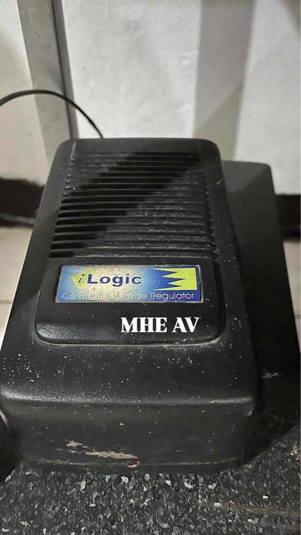 COMPUTER SET FOR SALE (Category: Computer Parts) located in Caloocan City. Submitted by meeerlyy (Listing ID 1388041354, Image 3). Description: FOR SALE AS SET only ‼️ - Computar Table - Monitor - CPU - UPS Power supply Is there someone interested to buy this? Working and just needs reformat Loc: North Caloocan Php 5.5K For pick up only.