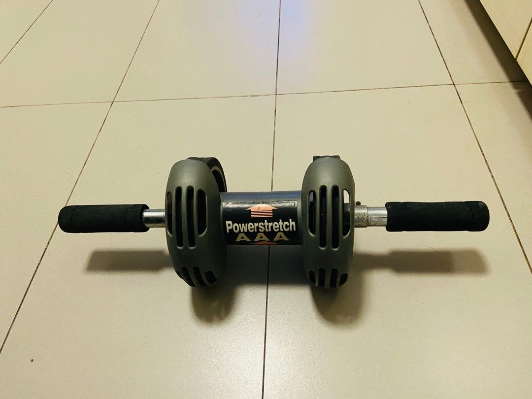 Exercise machine (Category: Cardio & Fitness Machines) located in Singapore. Submitted by audreysky (Listing ID 1387962642, Image 1). Description: Friend gave me, never use.