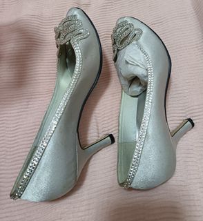 Gigi Hollywood 高跟鞋 - 尺碼 6.564206167878786110