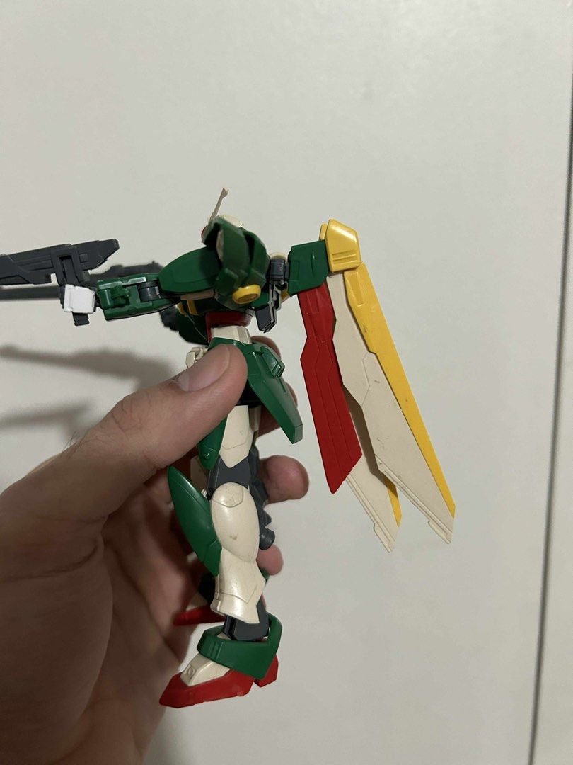 High grade gundam wing fenice (Category: Gundam & Model Kits) located in San Fernando. Submitted by cjsllmb (Listing ID 1388055500, Image 2). Description: .