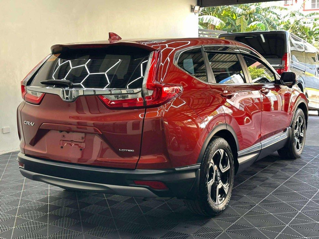 Honda CR-V 1.6 S Auto (Category: Used Cars) located in Manila. Submitted by quality_cars (Listing ID 1387972234, Image 3). Description: 2018 Honda CRV 1.6 S Diesel Push Start For Sale | Trade in | Financing Cash Price ₱ 887,000 HIGH and FAST APPROVAL!! FINANCING Downpayment: ₱158,000 ALL IN ‼️ INCLUSION: - Chattel Mortgage Fee ✅ - Processing fees ✅ - Transfer of ownership fees ✅ 1yr: ₱76,906 monthly 2yrs: ₱43,333 monthly 3yrs: ₱32,222 monthly 4yr
