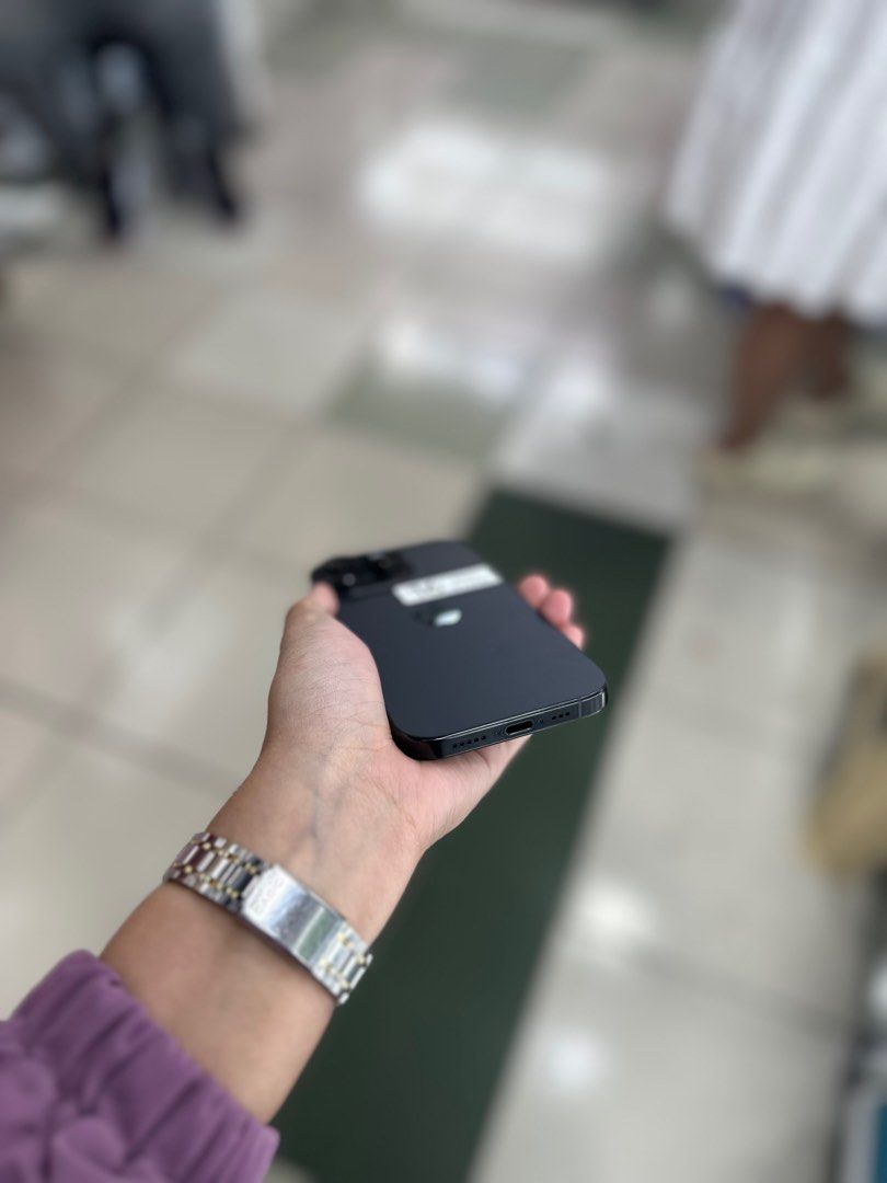 iPhone 16 Pro 512gb 100%bh Globelock NTC Variant No Issue (Category: iPhone 16 Series) located in San Juan City. Submitted by aynaagadgets (Listing ID 1387984077, Image 3). Description: FOR SALE | TRADE / SWAP PASS SA MGA SCAMMERS / THIRD PARTY (RFS: Buy and Sell) IPHONE 16 PRO 512GB GLOBELOCK ⬇️DETAILS⬇️ •512 GB (Other storage is also available) •Globelock (Other Variant is still available but price may vary) •Black (Other color is also availabl