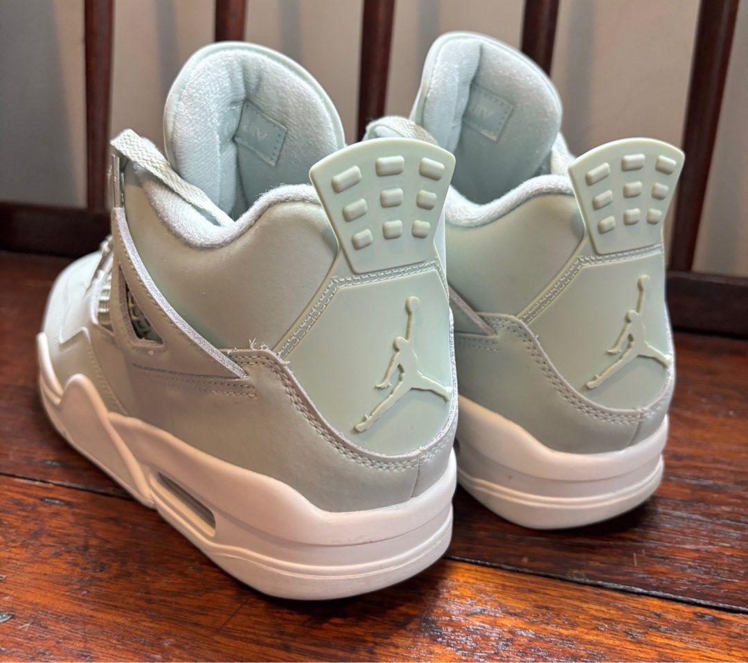Jordan 4 Abundance / Seafoam (Category: Sneakers) located in Makati City. Submitted by bbongg (Listing ID 1387956591, Image 3). Description: Jordan 4 "Abundance" Seafoam / Sail Metallic Size 9 Mens (10.5 Womens) Original, bought bnew at Nike for Php12k Complete with box Brand new condition (tested only) Decluttering For pick up / lalamove.
