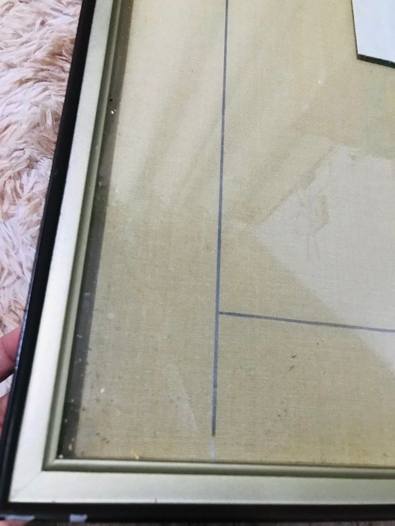 RUSH SALE LARGE FRAME (Category: Frames & Pictures) located in Gamu. Submitted by 2022bagsbunny (Listing ID 1388072726, Image 2). Description: LARGE FRAME with minor sign of used not visible JAPAN QUALITY FRAME PLUS SF .