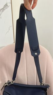 （分類：）位於 。 由 edwhung 提交（商品編號 1388073410，圖片 1）。簡介： 。