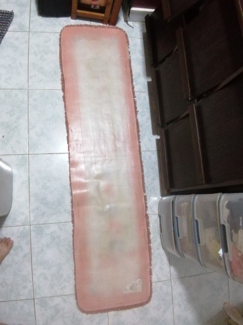 LONG RECTANGULAR FLOOR MAT/RUNNER RUG OR LONG BAT MAT JAPAN (Category: Carpets, Mats & Flooring) located in Liloan. Submitted by aidolcapz88 (Listing ID 1388001176, Image 3). Description: Size 70" long by 17.5"width Pwd kaayo pang bathroom, kitchen, room or door mat.. Hindi siya slidy..