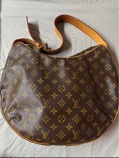 (Category: ) located in . Submitted by fashionmadness77 (Listing ID 1387088047, Image 1). Description: .