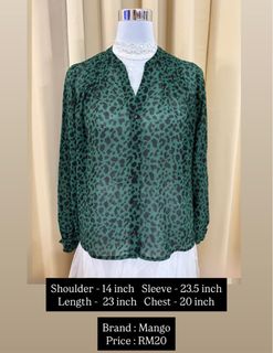 (Category: ) located in . Submitted by 3sisters_wardrobe (Listing ID 1376962179, Image 1). Description: .