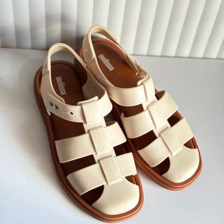 (Kategori: ) berada di . Dikirim oleh __prelovedthings (ID iklan 1387947017, Gambar 1). Deskripsi: .