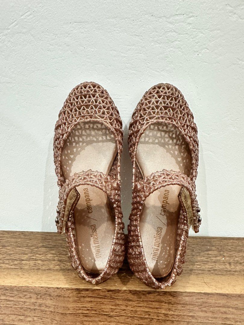 Mini Melissa Shoes s11 s12 (Category: Babies & Kids Fashion) located in Manila. Submitted by dashcash (Listing ID 1387946417, Image 2). Description: Mini Melissa Pink Mini Melissa Flamingo Unicorn S11 - ₱650 Yellow Mini Melissa with bow S11 - ₱600 Mini Melissa Campana Zigzag Blue S11- ₱600 Mini Melissa Campana Papel Rosegold S12- ₱600.