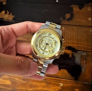 (Category: ) located in . Submitted by cmlr.items (Listing ID 1387942768, Image 1). Description: .