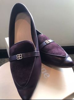 (Category: ) located in . Submitted by zerra.wardrobe (Listing ID 1387993725, Image 1). Description: .
