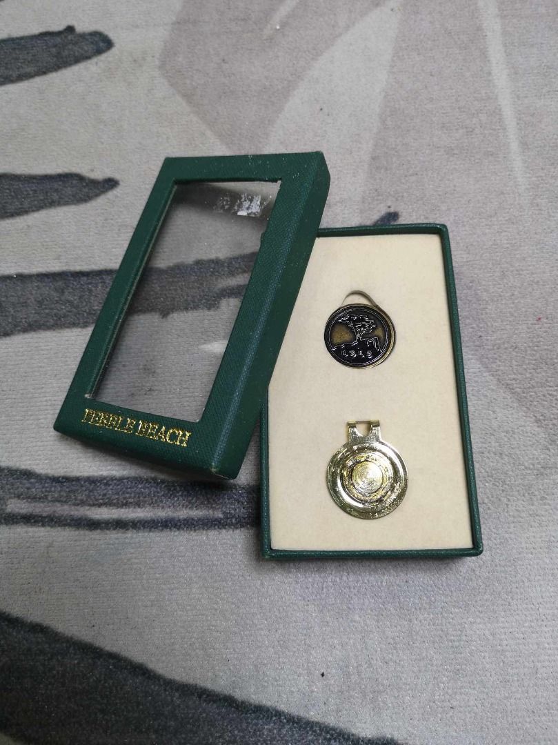 Pebble Beach Golf Gift Box (Category: Golf) located in Santa Cruz. Submitted by jmy_surplus.2 (Listing ID 1388002846, Image 3). Description: Size ; L - 3 W - 2.5 Color ; Green Type ; Gift Box Brand ; No brand Material ; Synthetic Style ; Green Gift Box MK D7 JMY 5 Batch #141.