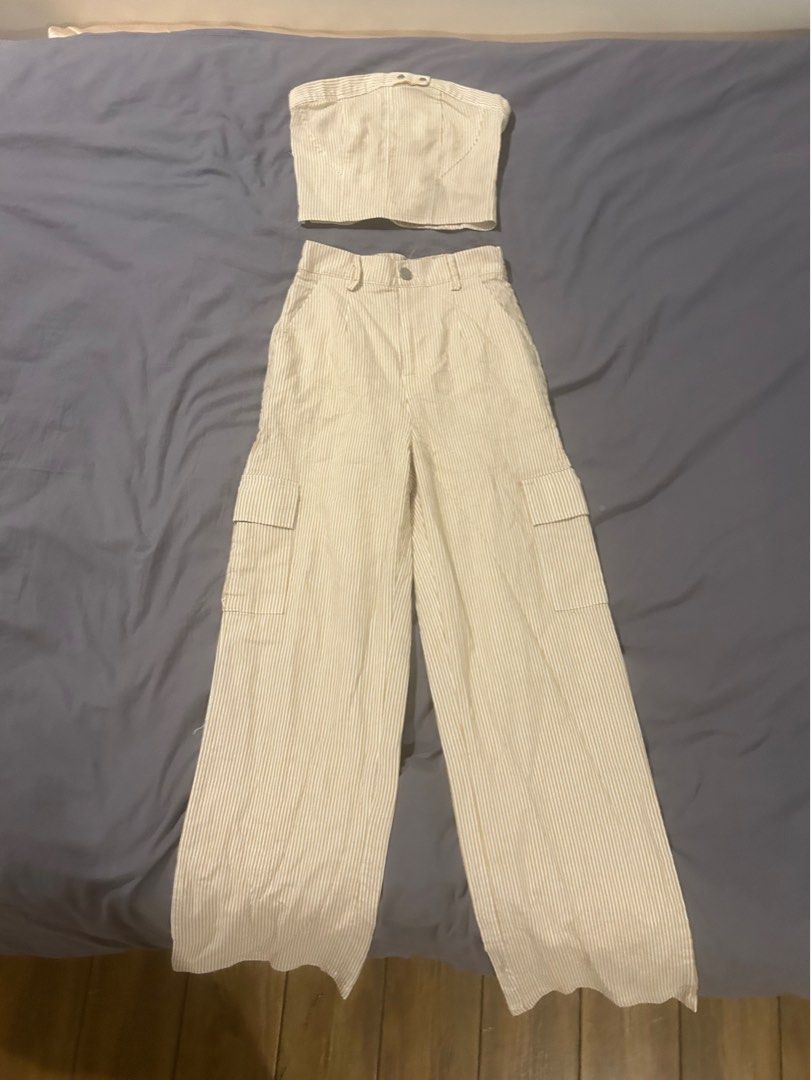 pinstripe beige tube cargo pants coordinates set (Category: Sets or Coordinates) located in Paranaque City. Submitted by bruised_soup (Listing ID 1388088150, Image 2). Description: rfs: decluttering mop: gcash/maribank delivery: j&t, ggx, lbc, lalamove/grab (within metro manila only) -> sf shouldered by buyer -> first to buy gets the item -> payment first before shipment -> no cancellations/returns - - tags: korean style, fitted, trendy, basics, 