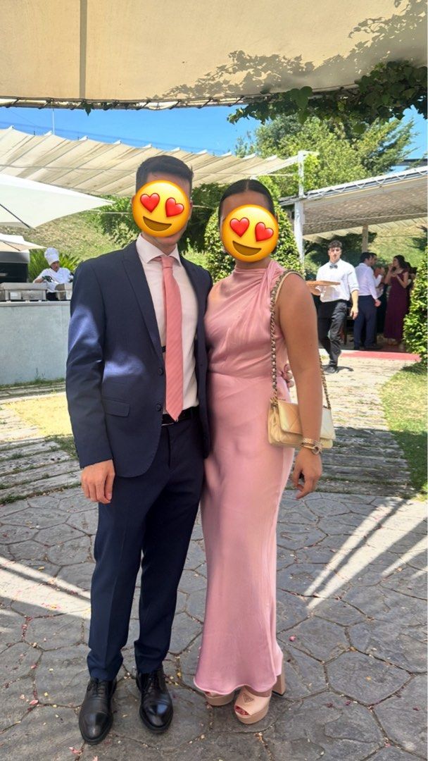 RENT ever new pink dress (Category: Evening dresses & gowns) located in Manila. Submitted by scimihx (Listing ID 1387968692, Image 1). Description: 3 days rent, including pick up and shipping back Security deposit: 1,500 If you’re size 37 i can throw in the platform heels too for extra 300 pesos. Thanks!!!.