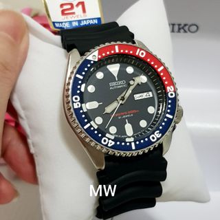 (Category: ) located in . Submitted by affordablefashion (Listing ID 1388007846, Image 1). Description: .