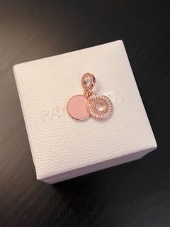 (Category: ) located in . Submitted by Axaxessories (Listing ID 1388045655, Image 1). Description: .