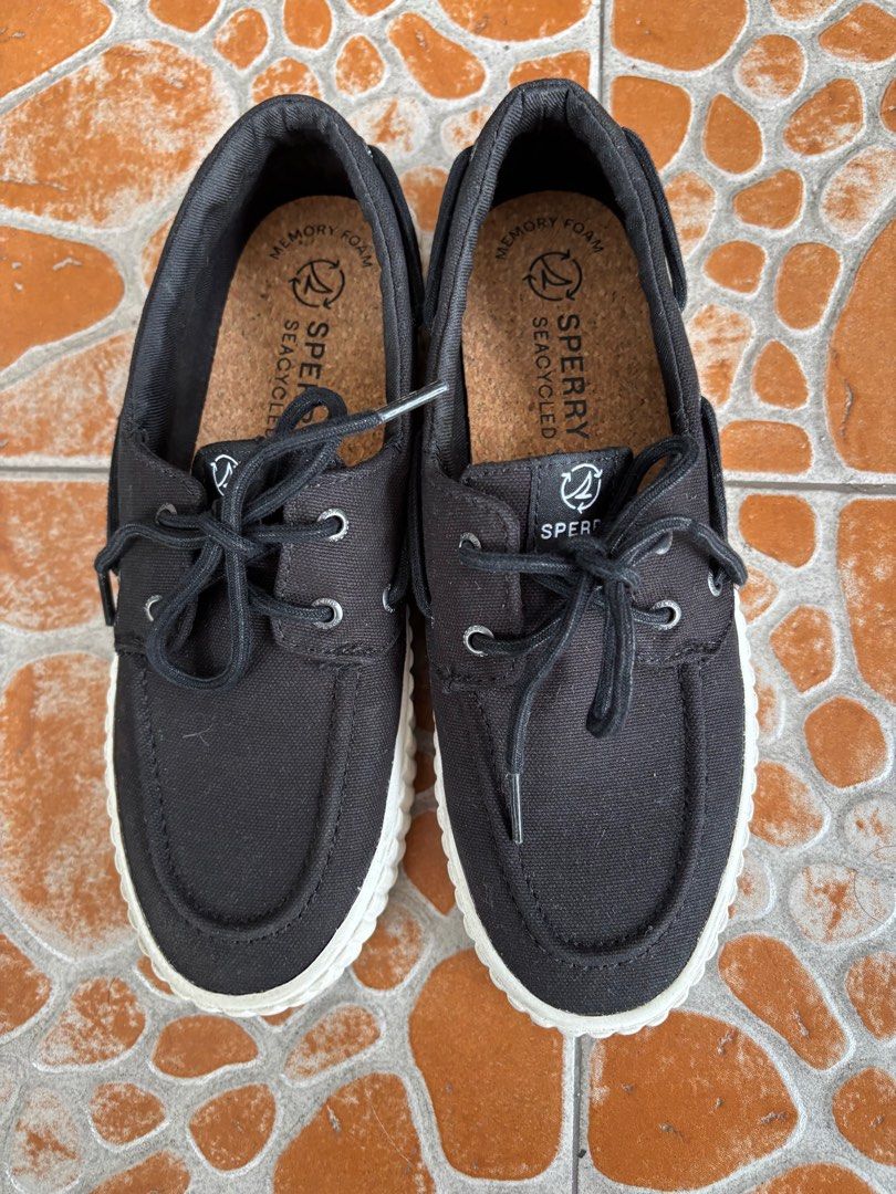 Sperry Platform Loafers (Category: Loafers) located in Manila. Submitted by purple.rish (Listing ID 1388013673, Image 1). Description: .