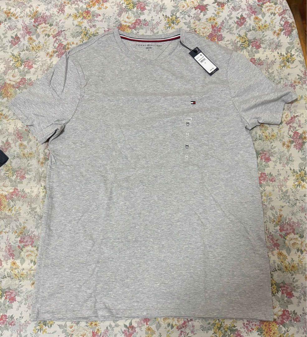 Tommy Hilfiger Grey Everyday T-shirt Medium (Category: Tshirts & Polo Shirts ) located in Malabon City. Submitted by juddlorenz (Listing ID 1388092501, Image 2). Description: For Sale! Authentic Tommy Hilfiger Everyday T-Shirt Color Grey Size Medium Only P1,500 Srp is P2,800 09178814198.