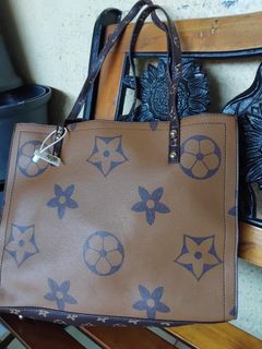 (Category: ) located in . Submitted by rissaea (Listing ID 1388049429, Image 1). Description: .