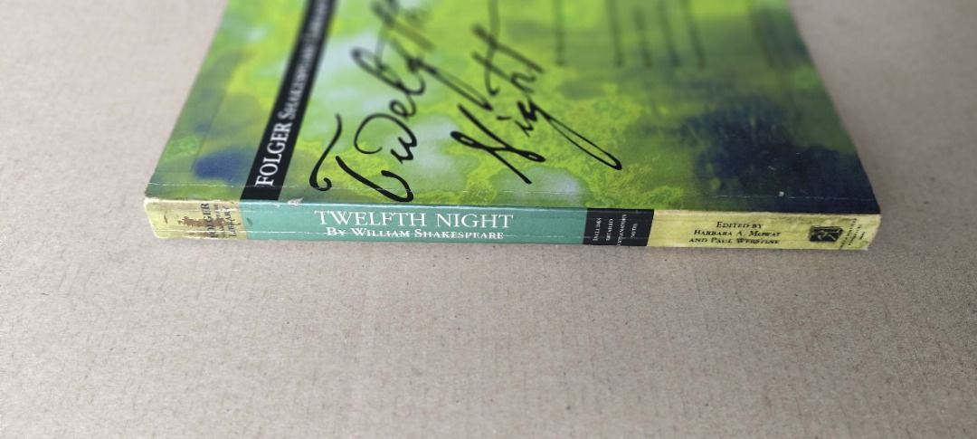 Twelfth Night (Folger Shakespeare Library) by William Shakespeare (Category: Storybooks) located in Quezon City. Submitted by outoftheboxph (Listing ID 1388077041, Image 2). Description: Twelfth Night (Folger Shakespeare Library) by William Shakespeare Mass Market Paperback – Illustrated, July 1, 2004 ======= Named for the twelfth night after Christmas, the end of the Christmas season, Twelfth Night plays with love and power. The Countess Olivia,
