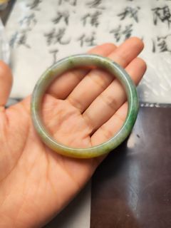 黃加綠翡翠手鈪64231203944835110