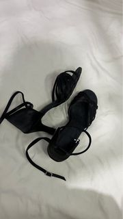 (Category: ) located in . Submitted by preloved.pen (Listing ID 1388257256, Image 1). Description: .