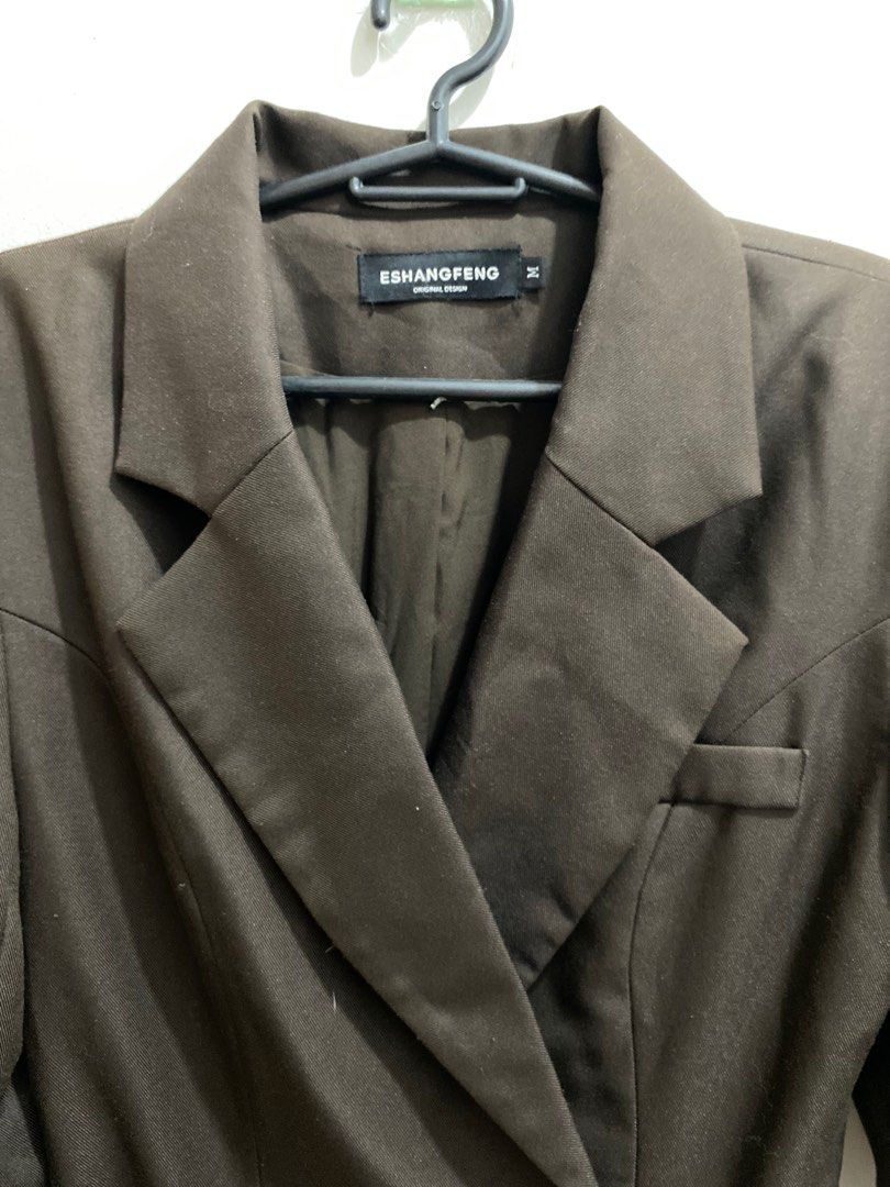 Blazer dress (Category: Coats, Jackets and Outerwear) located in Cavite. Submitted by eessaa08 (Listing ID 1388192210, Image 3). Description: Blazer dress Bust: 34” Waist: 24-26” Color: dark brown Fabric: polyester With inner lining. Complete button. Dress style. Medium on tag but can fit small-semi med. MOP: Gcash MOD: Lalamove or J&T (fits medium size pouch- with -21php voucher).