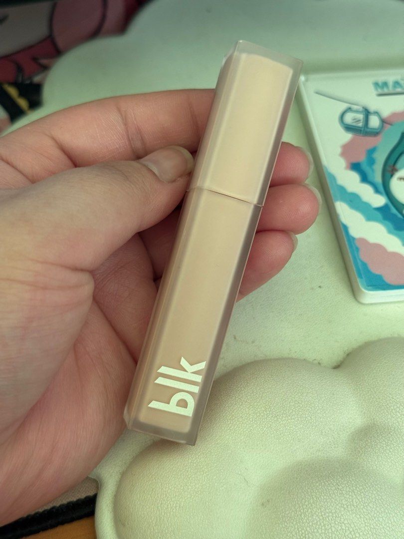 BLK Airy Lip tint (Category: Makeup) located in Makati City. Submitted by jillyyype (Listing ID 1388171292, Image 1). Description: BLK Airy Lip tint : ICON RFS: downsizing my collection.