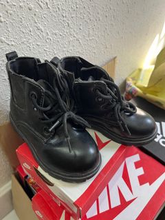 (Category: ) located in . Submitted by liszzz (Listing ID 1388143992, Image 1). Description: .