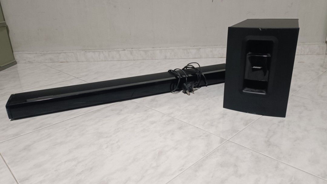 Bose Soundbar with Subwoofer set