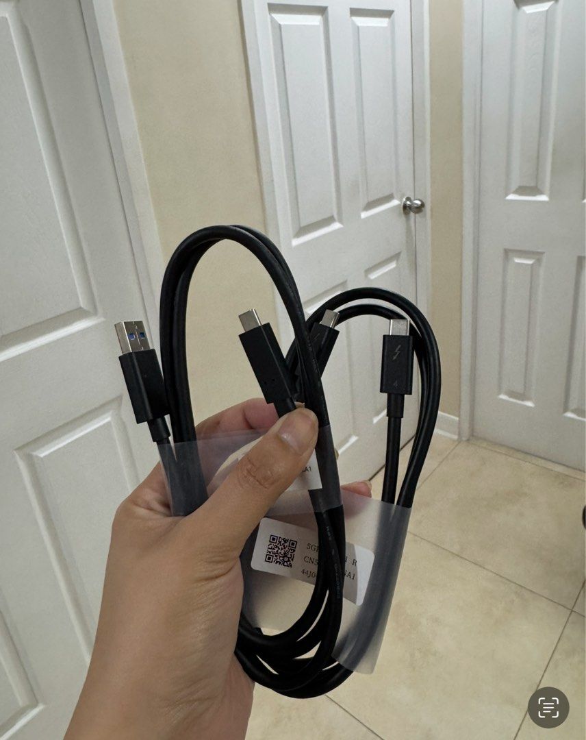 Thunderbolt 4 Cable Type C to A , Type C to C (Category: Cables & Adaptors) located in Manila. Submitted by ganned (Listing ID 1388179488, Image 1). Description: For sale: Legit all from Dell Desktop package. Unused. Php 750 each Thunderbolt 4 cable Negotiable for bulk orders.