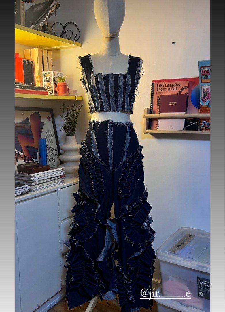 Rent/Sale: Denim Coords (Category: Sets or Coordinates) located in Bacoor. Submitted by lovedbyjaaaam (Listing ID 1387521743, Image 2). Description: -Custom made denim coords -Used once for a photoshoot -Fits S-M -Waist 27 ‼️Rental for 3 Days‼️ Rental Fee: 2,500 Cash Bond: 2,000 ‼️Sale‼️ Top: 3,500 Pants: 4,000 Both: 7,000 .