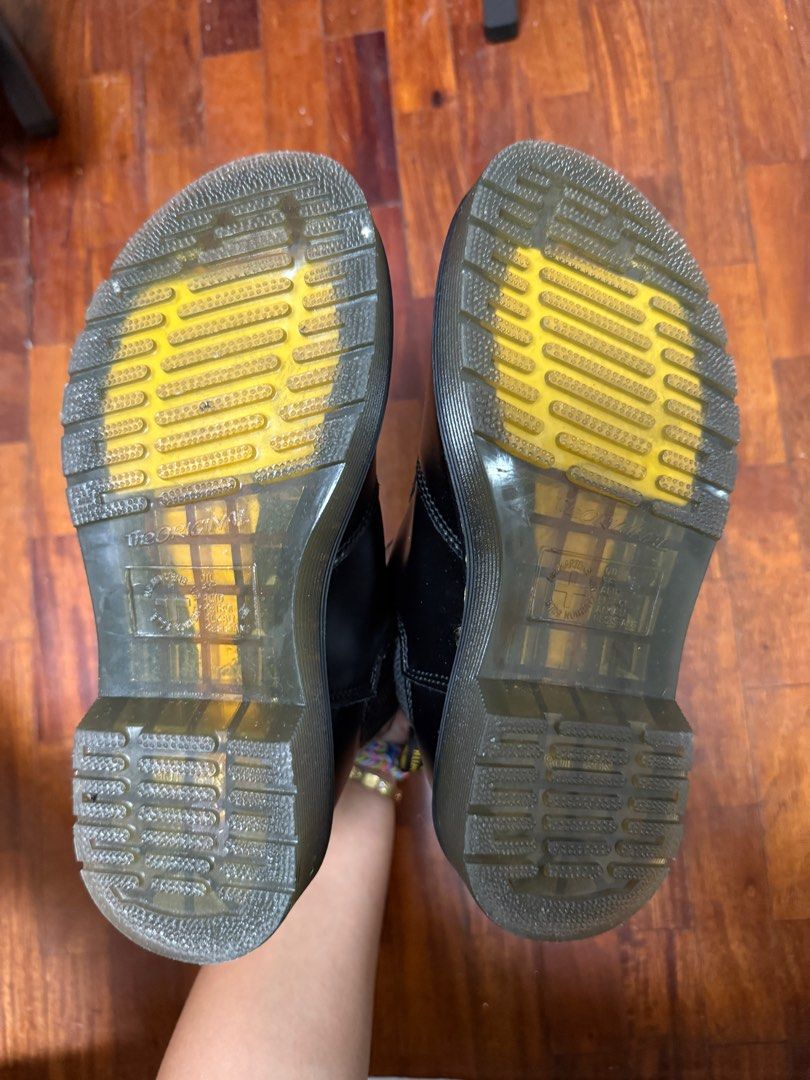 Dr. Martens Chelsea Boots (Category: Boots) located in Paranaque City. Submitted by stphraynes (Listing ID 1388215448, Image 3). Description: Dr. Martens Chelsea Boots ‘Class A’ - Super good quality 👌(identical to the original) - Size: EU 36 | 23cm (but can fit US 6) - Used once - super good condition - No box (only eco bag).