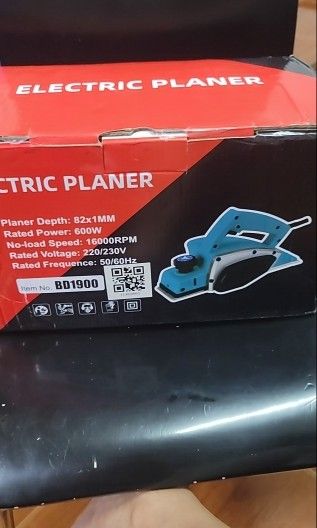 Electric Planer (Category: Construction Tools & Equipment) located in Manila. Submitted by liezle7 (Listing ID 1388166227, Image 3). Description: Electric Planer - Planer Depth : 82x1MM - Rated Power : 600W - No-Load Speed : 16000RPM - Rated Voltage : 220/230V - Rated Frequence : 50/60Hz Paunahan nalang po.