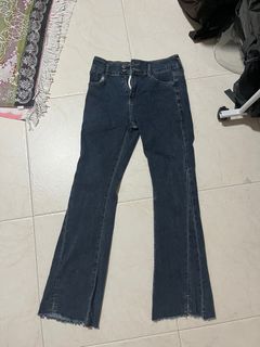 (Category: ) located in . Submitted by xiumin.e (Listing ID 1388282145, Image 1). Description: .